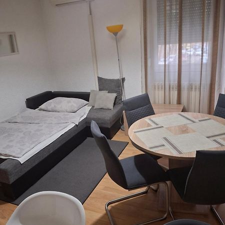 Apartman Centros Osijek Exteriér fotografie