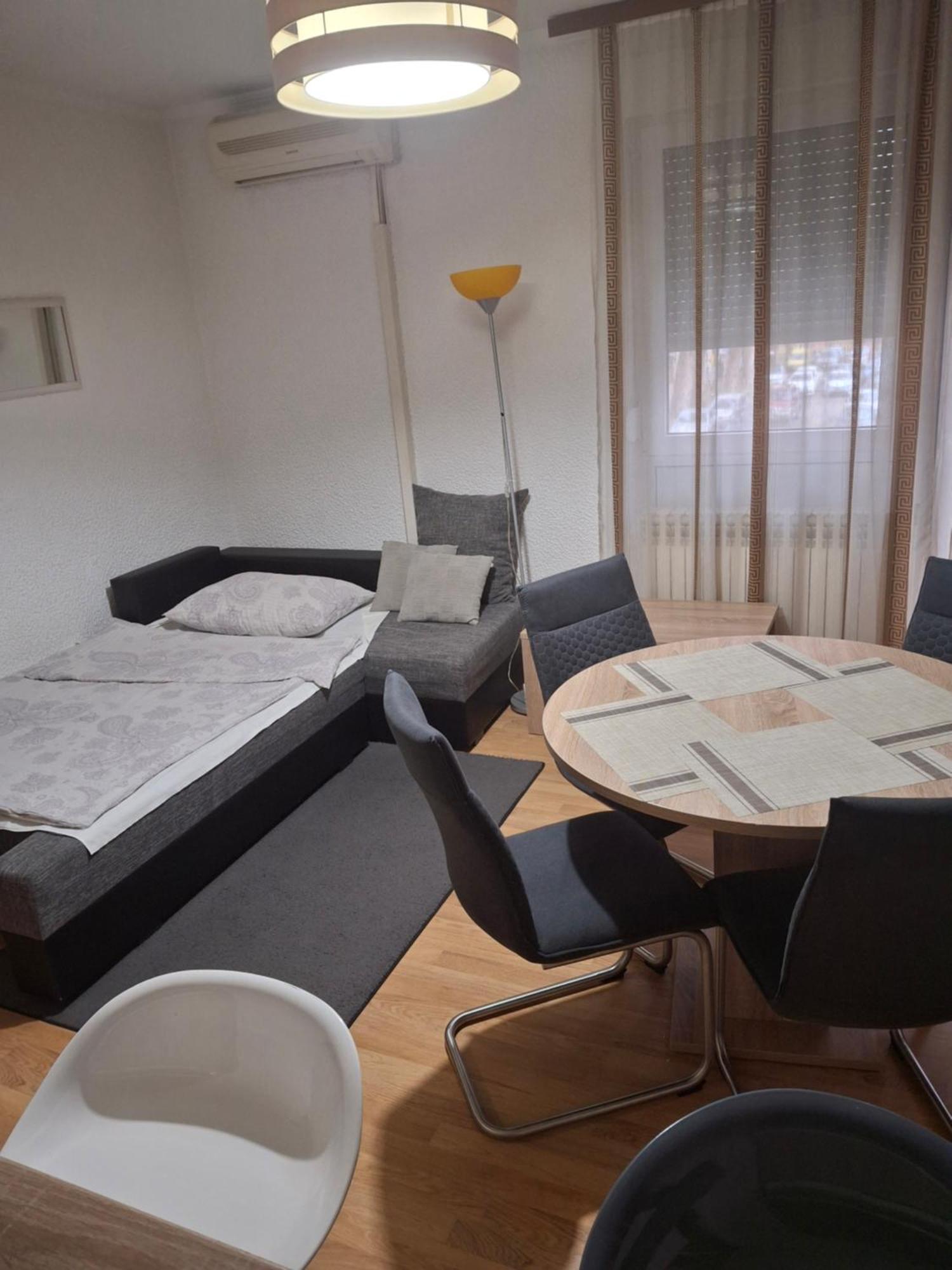Apartman Centros Osijek Exteriér fotografie