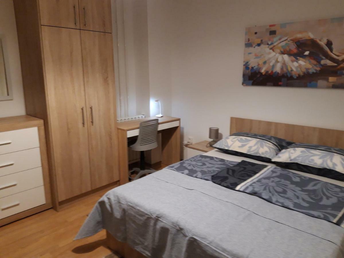 Apartman Centros Osijek Exteriér fotografie