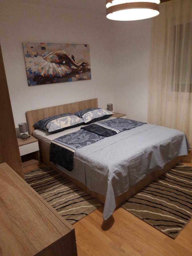 Apartman Centros Osijek Exteriér fotografie