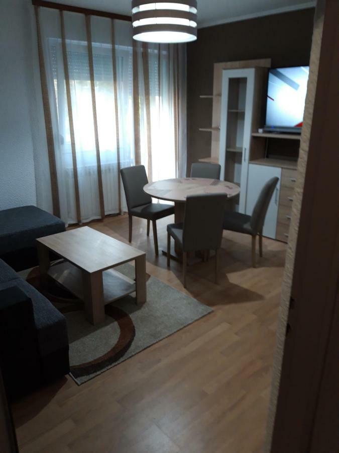 Apartman Centros Osijek Exteriér fotografie
