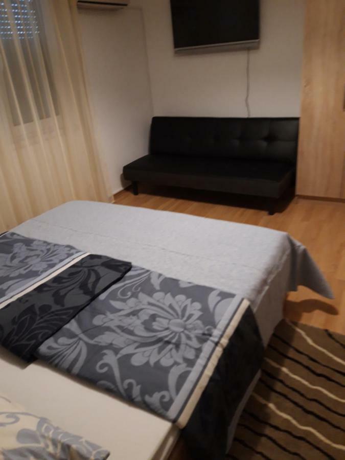 Apartman Centros Osijek Exteriér fotografie